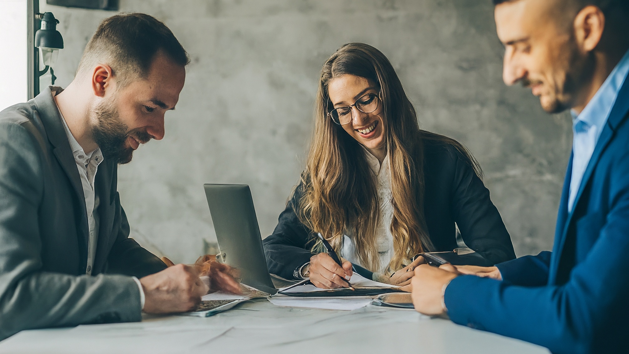 Свяжитесь с нами